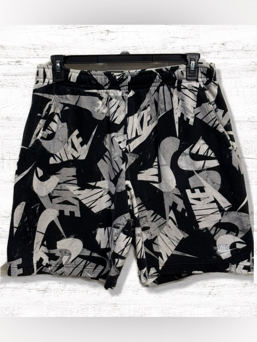 Nike Men's All Over Print Black & White Soft Cotton Athletic Shorts Size XL